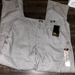 NWT Lee Women's Wrinkle Free Mid Rise Straight Leg Ash Heather Pants Sz 12 Med